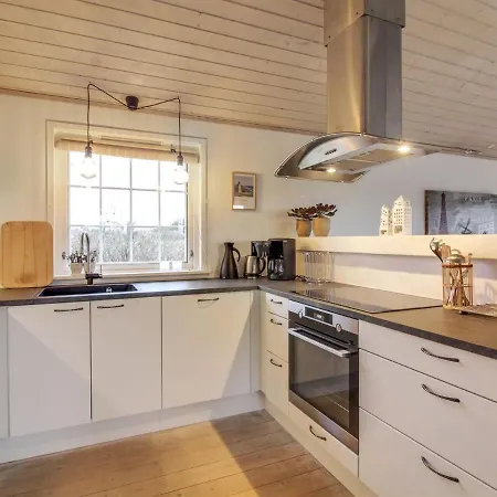 Semesterbostad Mata - 700m From The Sea In Nw Jutland By Interhome *